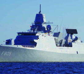 Die moderne Raketenfregatte «Evertsen» der «De Zeven Provincien»-Klasse. Das Luftabwehr-Schiff verdrängt über 6000 Tonnen und wurde in Vlissingen gebaut.