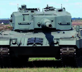 Rheinmetall hat aus den ehemaligen Beständen der Bundeswehr noch Leopard 2 Panzer von der Version 2A4. 15 Panzer sollen nun in den nächsten Monaten in die Slowakei geschickt werden.