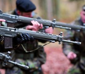 Das Sturmgewehr 90 (SG 550) bleibt der Schweizer Armee wohl mindestens bis ins Jahr 2040 erhalten.