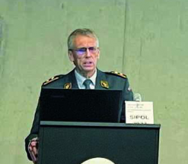 Div Claude Meier vom Genfer Zentrum für Friedens- und Sicherheitspolitik.