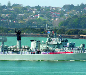 Chinesischer Zerstörer.