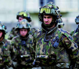 Umfragen zufolge erwarten junge Personen vom Militärdienst insbesondere Disziplin, Struktur, Kameradschaft und Erlebnisse.