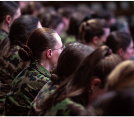 Mit dem Service Citoyen müssten auch Frauen einen Dienst am Land leisten. Der Militärdienst wäre eine der Möglichkeiten. Bild: VBS