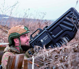 Im Ukrainekrieg werden ständig neue Drohnenabwehrsysteme implementiert.