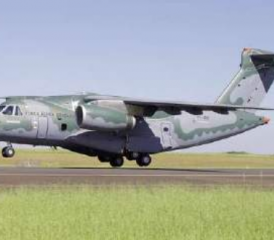 Transportflugzeug KC-390 für Portugal.