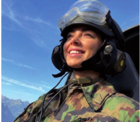 Diese vermeintliche Soldatin «Selina Zender» gibt es in der Realität gar nicht.