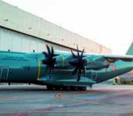 Rollout der ersten Airbus A400M für Kasachstan.