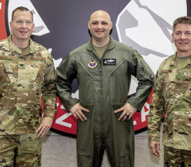 3 x Colonel, 3 x Pilot, 3 x Redner: Michael Miles, Drew Allen, David Buchanan.