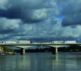 Kein Warenverkehr mehr mit Russland: Grenzübergang Narva, Estland, 2014.