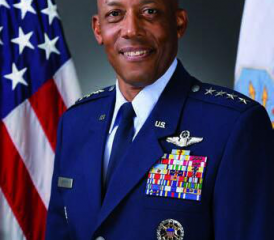 General Charles «CQ» Brown, USAF, ist von Präsident Biden zum neuen Vorsitzenden der Vereinten Stabschefs der US Streitkräfte ernannt worden. Er wird das Amt im Herbst antreten.