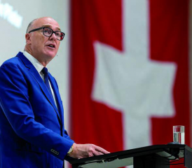 Medienkonferenz auf dem Waffenplatz Bure JU.