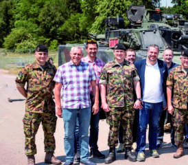 Die Regierung des Kantons St. Gallen überzeugt sich von der Einsatzfähigkeit des Panzerbataillons 13.