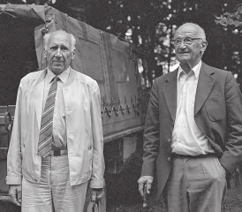 Wm Ernst Herzig (links) war bis von 1953 bis 1985 Chefredaktor des SCHWEIZER SOLDAT.