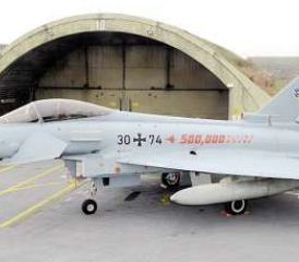 Eurofighter feiert 500 000 Flugstunden.