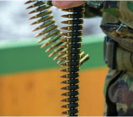 Die Gewehrpatrone 90 (GP90) für das Stgw 90 und das LMg 05 wird in der Munitionsfabrik Thun hergestellt. Der Besitzer Beretta droht mit dem Abzug aus der Schweiz.