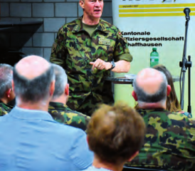 Divisionär Willy Brülisauer, Kommandant der Territorialdivision 4.