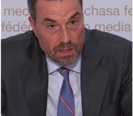 NDB-Direktor Serge Bauvaud kann keine Entwarnung für die Schweiz geben. Bild: VBS