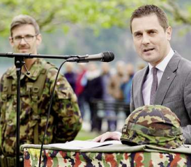 Oberstlt Mazenauer, RR Rüeggsegger.