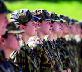 Lösen reine Fraueneinheiten das Sexismus-Problem der Armee?