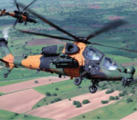 Kampfhelikopter T-129.