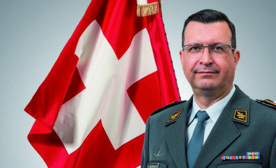 Am 1. Oktober 2022 übernahm Divisionär Rolf Siegenthaler von Divisionär Thomas Kaiser das Amt als Chef der Logistikbasis der Armee (LBA).