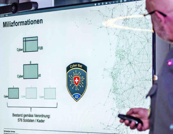 Die OG Cyber ist der Brückenbauer zwischen den Berufsformationen der Armee und der Miliz.