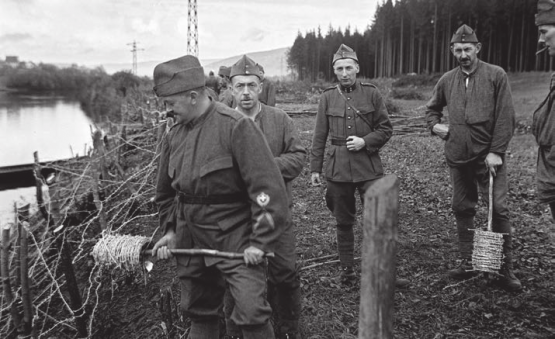 Der Einsatz der Armee an der Limmat 1939 musste der Bevölkerung erklärt werden. Bild: VBS