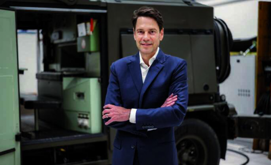 Stefan Brupbacher, FDP-Nationalratskandidat, ist durch seine aktuelle Position als Direktor der Swissmem eng mit der Schweizer Sicherheitsinudstrie verbunden.