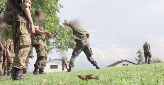 Diese Szene entsprang einer dummen Blödelei einer Gruppe von Rekruten.