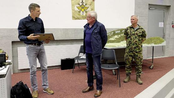 Maj Michael Trachsel, Div aD Hans-Ulrich Solenthaler und Maj Philipp Scherrer.