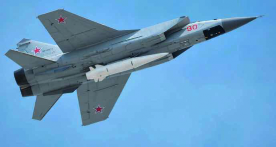 Russland hat aus den vergangenen Konflikten gelernt und die jetzigen Luftstreitkräfte, auf die Russland zurückgreifen könne, seien nach Angaben des IISS «leistungsfähiger und besser ausgerüstet».