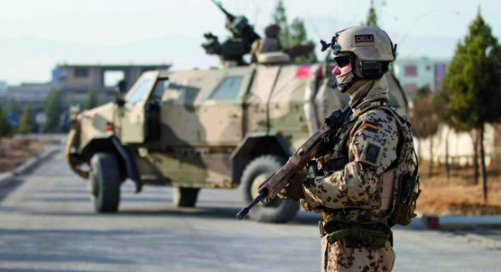 Bundeskanzler Scholz sprach ein Sondervermögen von 100 Milliarden Euro. Doch wann kommen die Gelder bei der Truppe an?