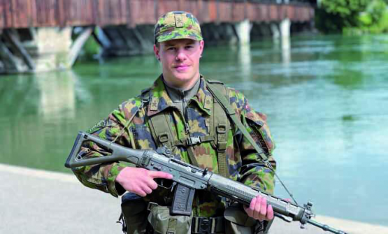 Der abverdienende Wachtmeister Bachmann in Wangen an der Aare.