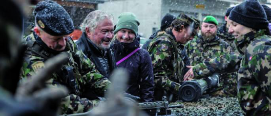 FDP-Politiker Andrea Bettiga gibt sein Amt aufgrund Erreichens der Altersgrenze ab.